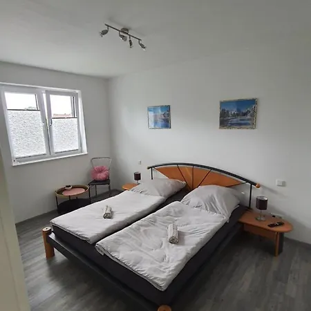 Gäste Haus Am * Düren - Eifel